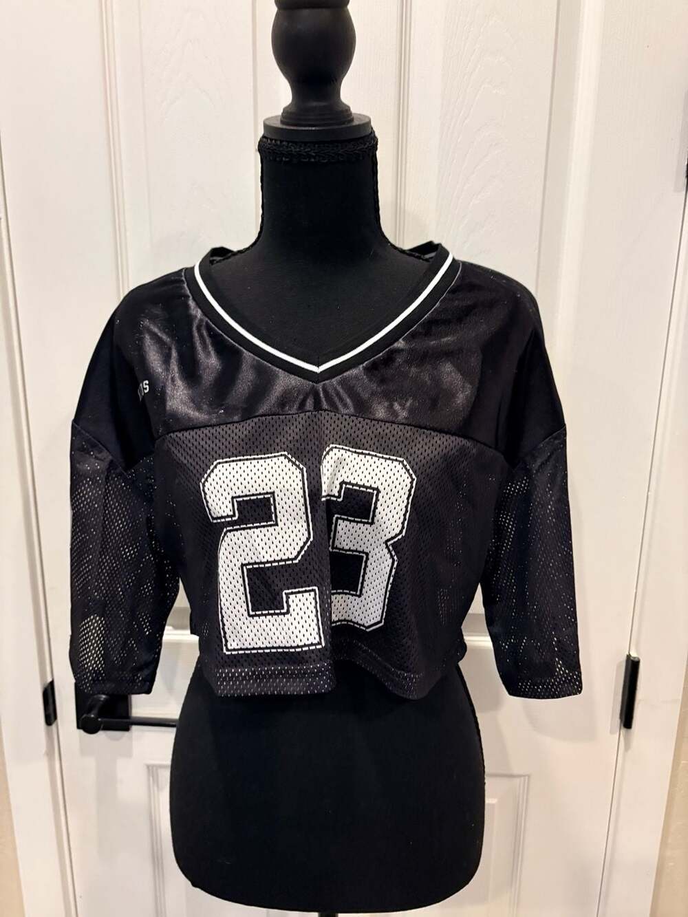 (79) Soly Hux Football Jersey Size S 36 4 Black White Number 23 Crop Top
